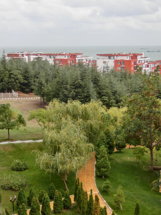 Sea View Crown Apartment On Complex With Pools And Beach, Sveti Vlas Eksteriør bilde