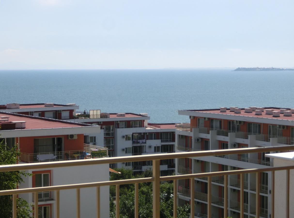 Sea View Crown Apartment On Complex With Pools And Beach, Sveti Vlas Eksteriør bilde